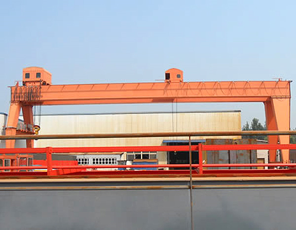 門式起重機(jī)