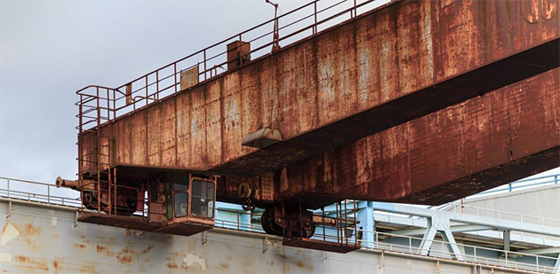 生銹起重機(jī)行車
